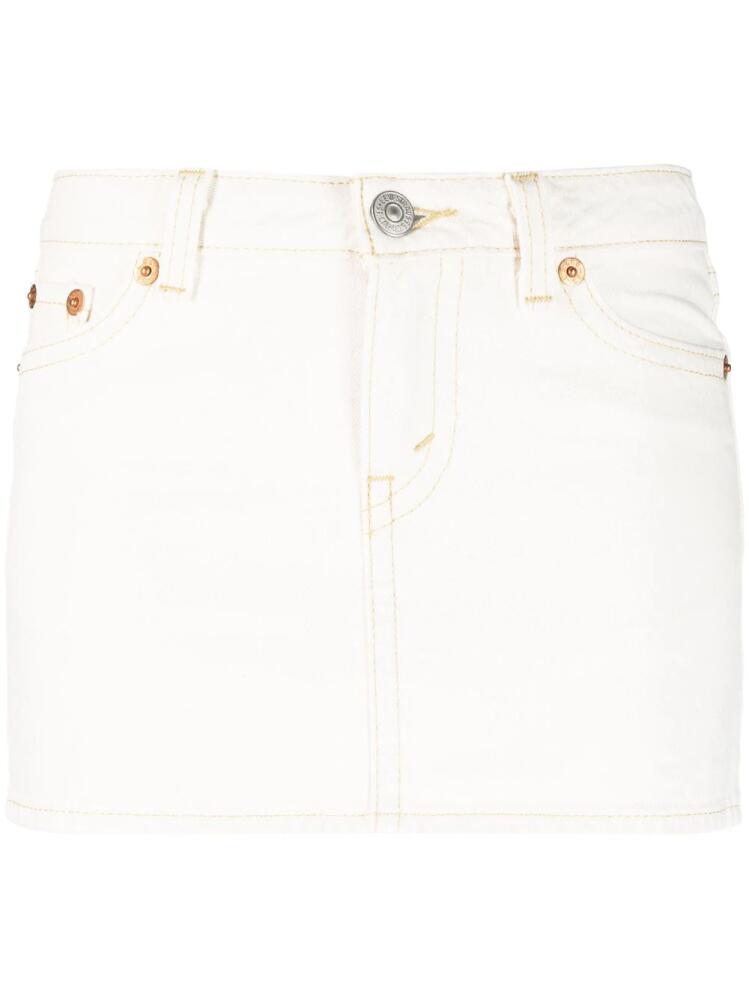 Levi's logo-patch denim miniskirt - Neutrals Cover