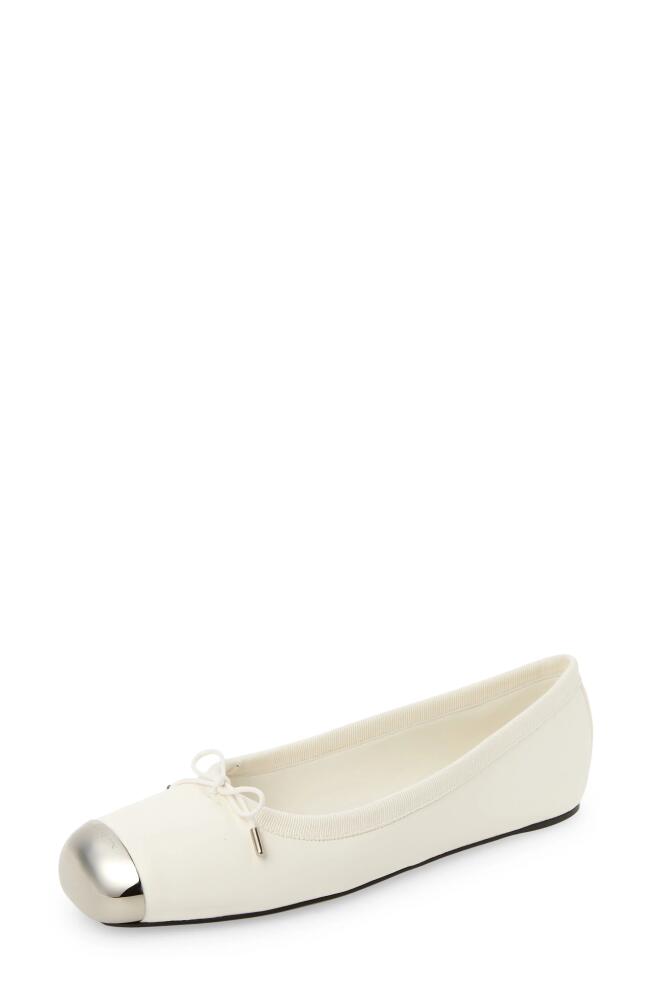 Alexander McQueen Punk Ballet Flat in Ivory Cover