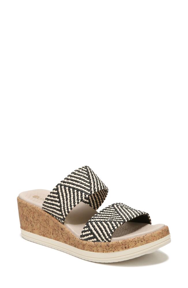 BZees Resort Platform Slide Sandal in Black Multi Cover