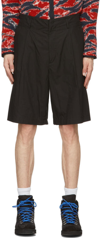 Moncler Genius 2 Moncler 1952 Black Bermuda Shorts Cover