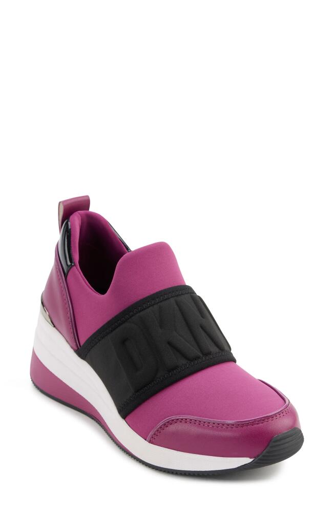 DKNY Kamryn Wedge Sneaker in Berry/Black Cover