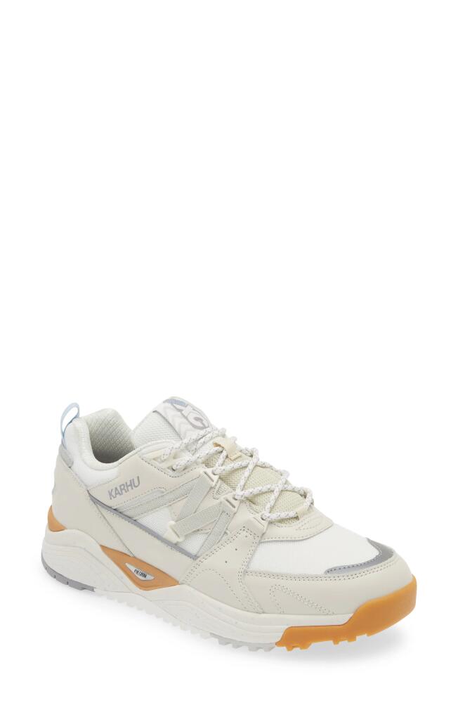 Karhu Gender Inclusive Fusion XC Sneaker in Lily White/Foggy Dew Cover