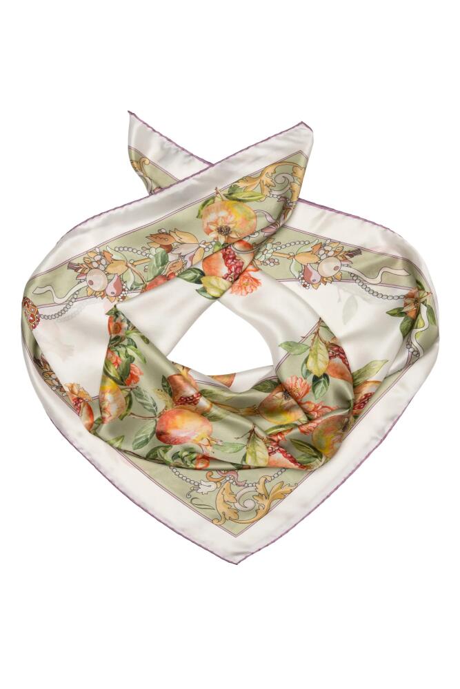 Elizabetta Melograno - Hand Rolled Silk Foulard for Women in Venetian Glass Green Cover