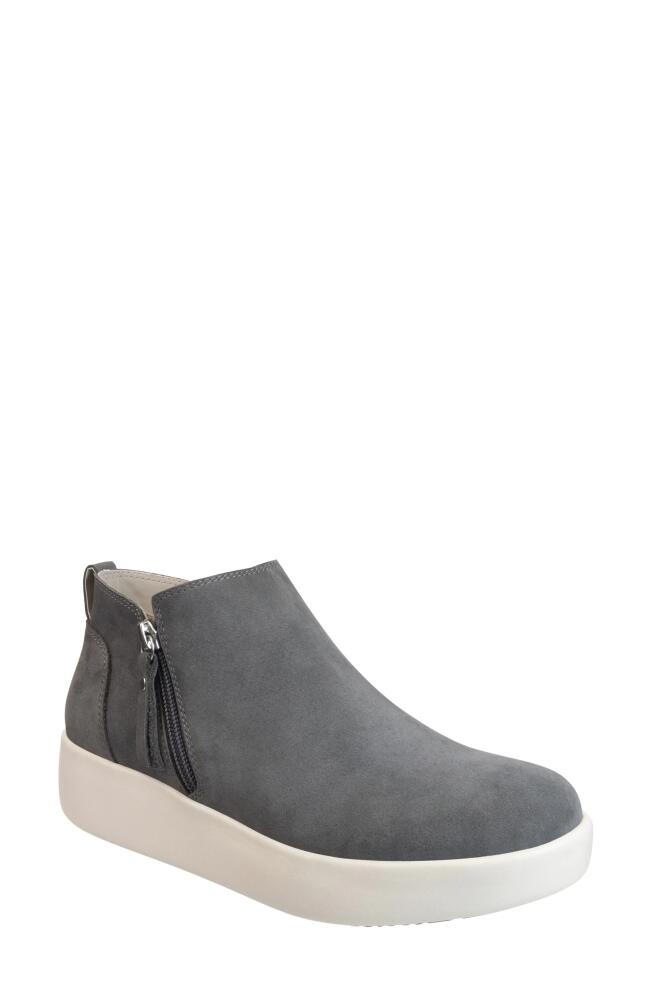 OTBT Adept Platform Sneaker in Grey Cover