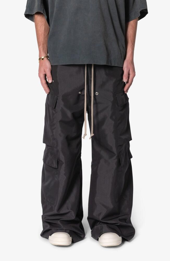 mnml Rave Oversize Double Cargo Pocket Pants in Black Cover