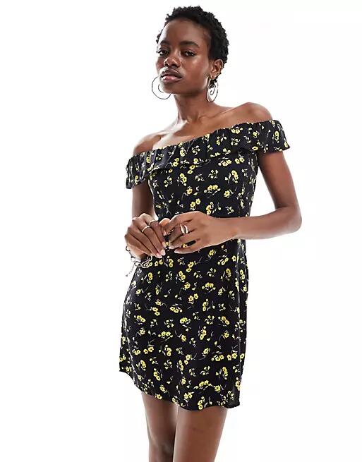 Motel Exclusive yudia off-the-shoulder buttercup print mini dress in black and yellow Cover