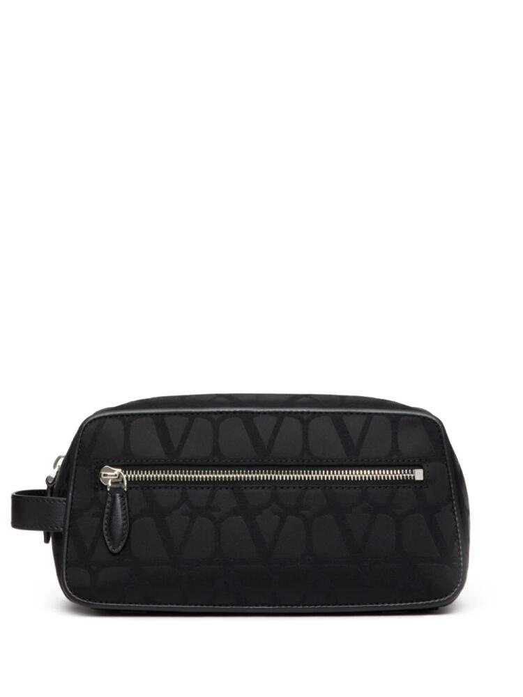 Valentino Garavani Toile Iconographe zipped wash bag - Black Cover