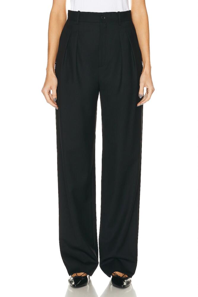 NILI LOTAN Etienne Pleated Pant in Black Cover