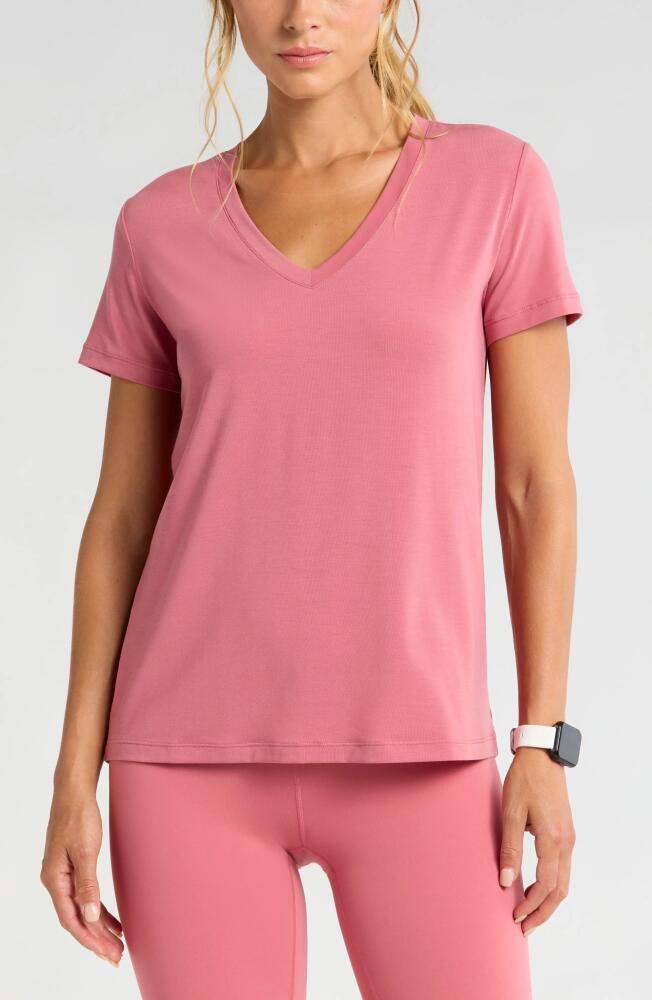 Zella Breathe Active T-Shirt in Pink Mauve Cover