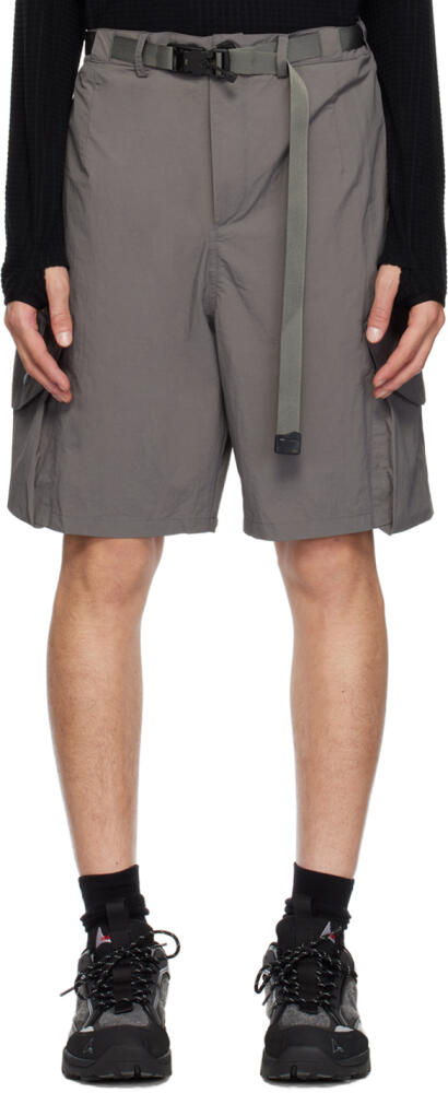 Archival Reinvent Gray Curvy Pattern Shorts Cover