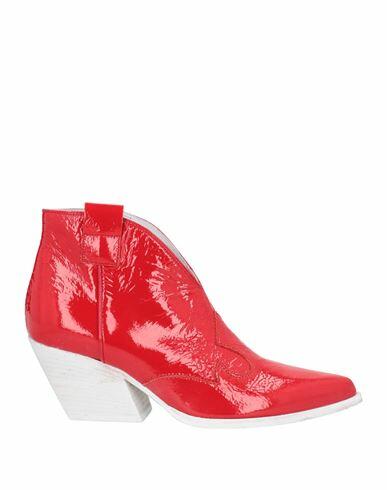 Elena Iachi Woman Ankle boots Red Leather Cover