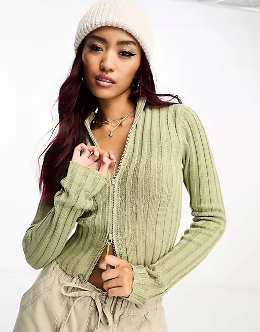 Pull & Bear ribbed zip through knitted top in green acid wash Cover