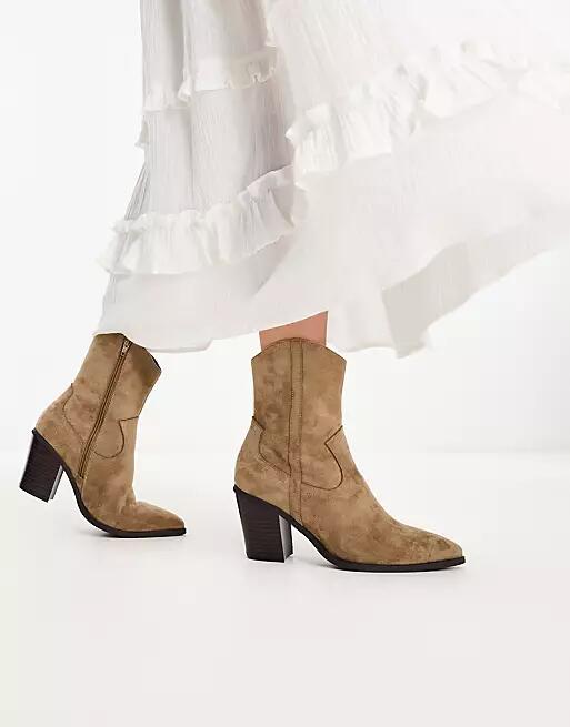 ASOS DESIGN Rational heeled western boots in taupe-Neutral Cover