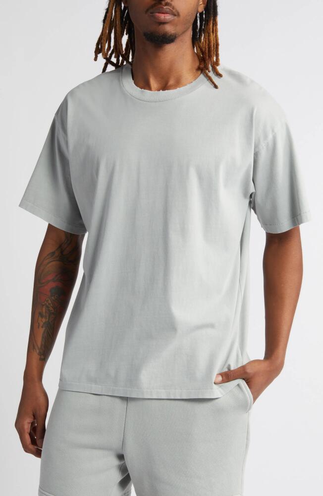 Elwood Core Oversize Organic Cotton Jersey T-Shirt in Icicle Cover