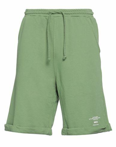 Berna Man Shorts & Bermuda Shorts Green Organic cotton Cover