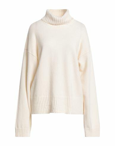 Solotre Woman Turtleneck Ivory Wool Cover