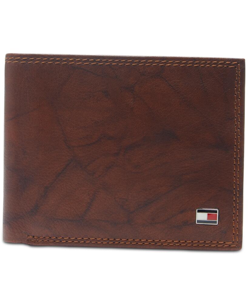 Tommy Hilfiger Men's Traveler Rfid Extra-Capacity Bifold Leather Wallet - Tan Cover