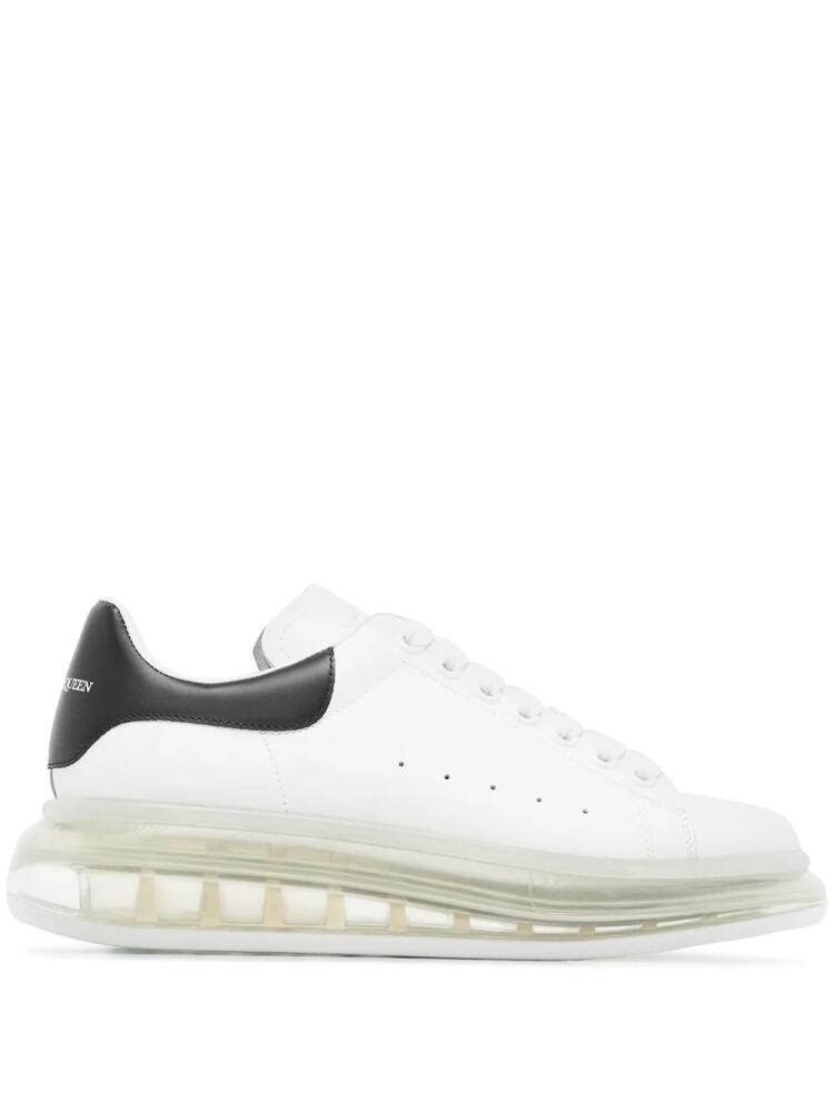 Alexander McQueen Oversized sneakers - White Cover