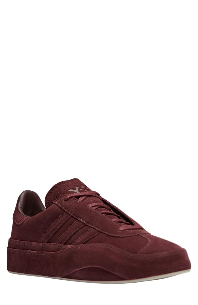 Y-3 Gazelle Sneaker in Red/red/Clear Brown Cover