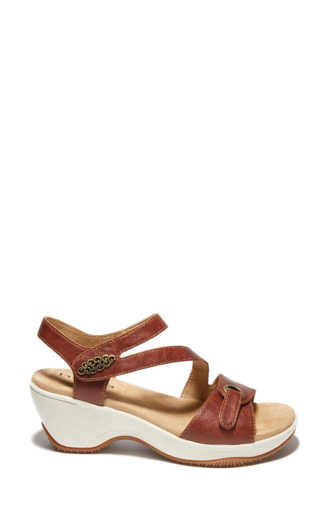 Hälsa Footwear Cindy Sandal in Cognac Cover