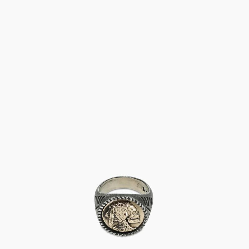 Nove25 Skull coin Chevalier Cover