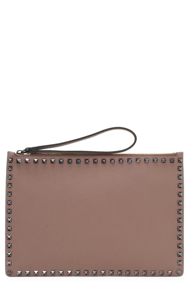 Valentino Garavani Rockstud Grainy Leather Pouch in Clay Cover