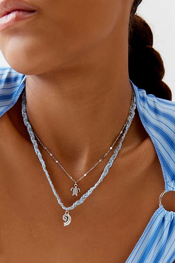 Dylan Shell Charm Layering Necklace in Blue/Silver Turtle Cover