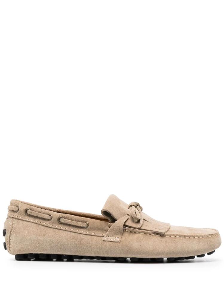 Doucal's lace-up fringed suede loafers - Neutrals Cover