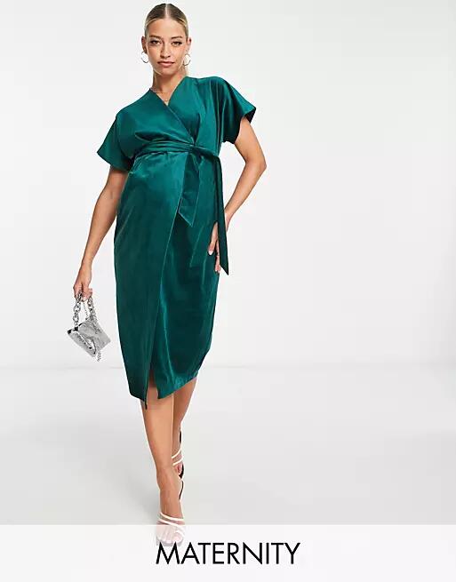 Closet London Maternity kimono sleeve velvet midi dress with wrap tie in emerald-Green Cover