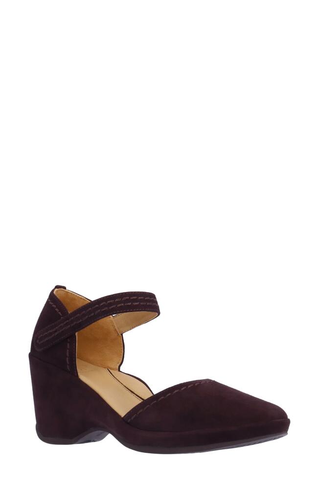 L'Amour des Pieds Orva Wedge Sandal in Chocolate Cover