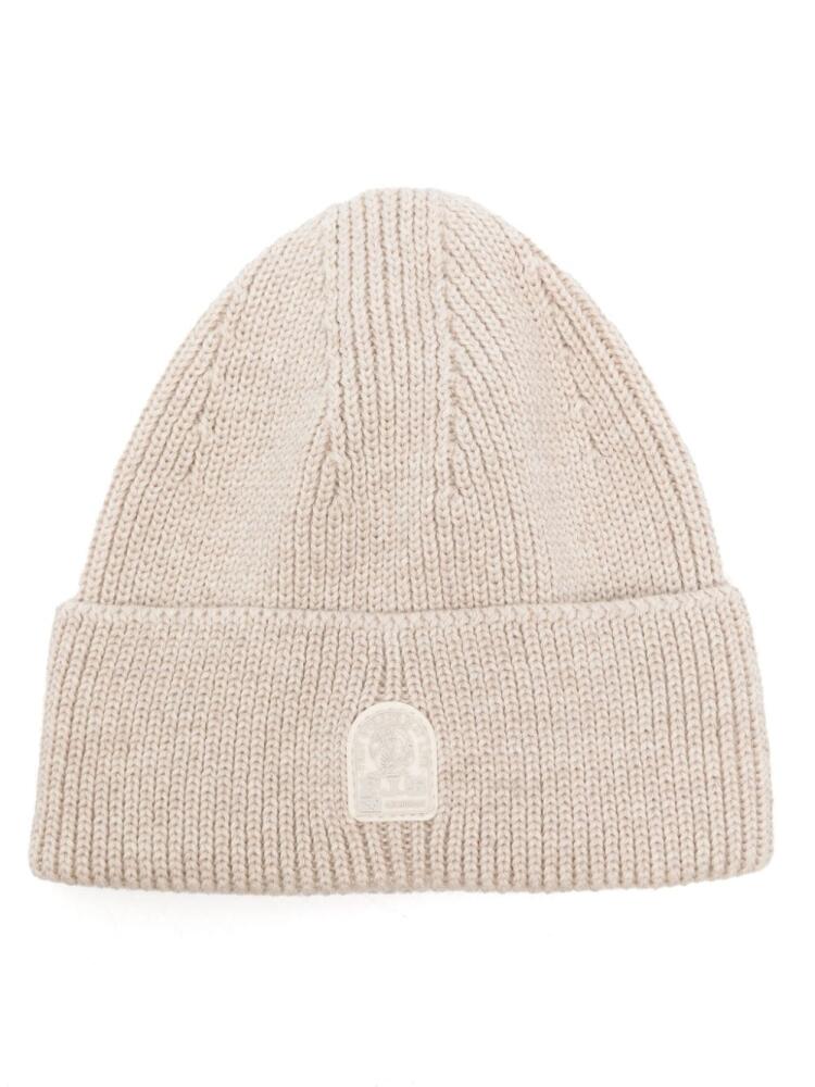 Parajumpers logo-patch ribbed beanie - Neutrals Cover