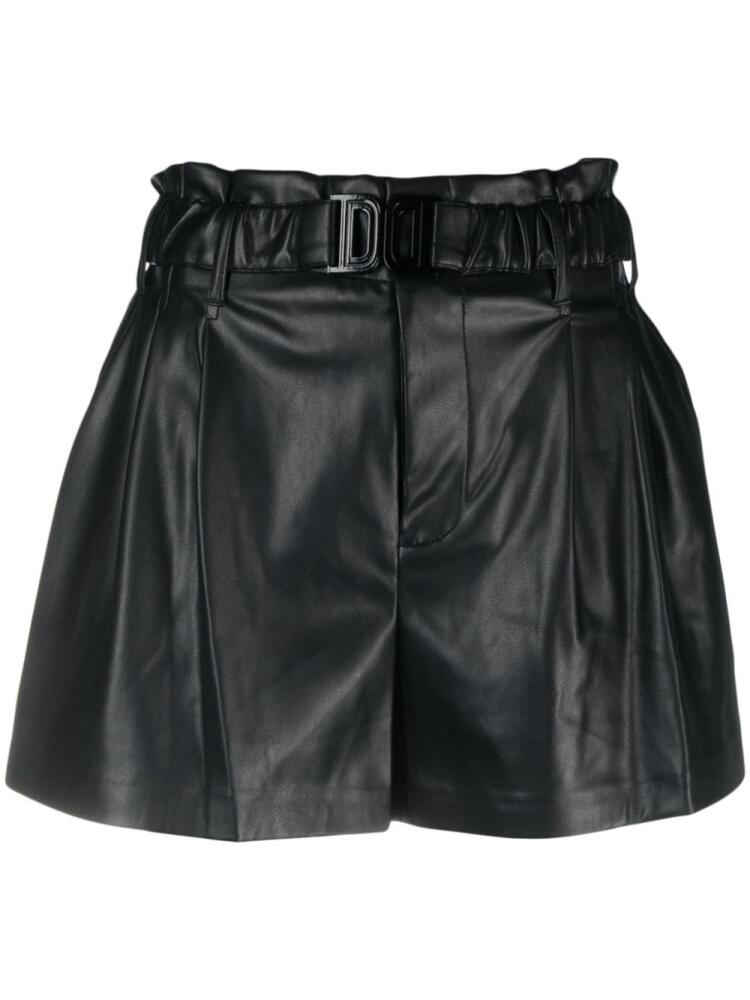 DKNY logo-buckle faux-leather shorts - Black Cover