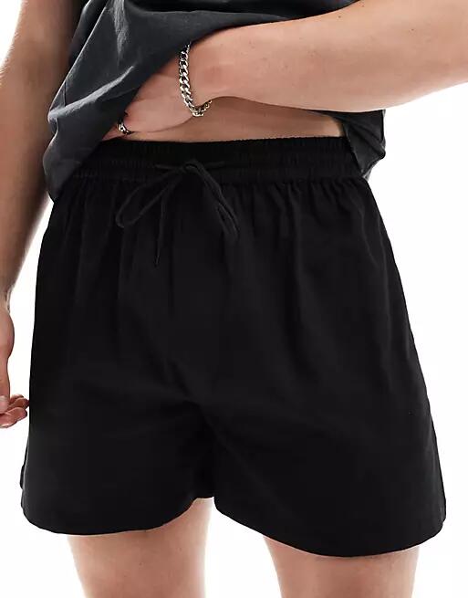 COLLUSION linen beach shorts in black Cover