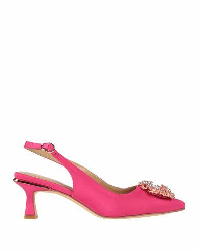 Alma En Pena. Woman Pumps Fuchsia Textile fibers Cover