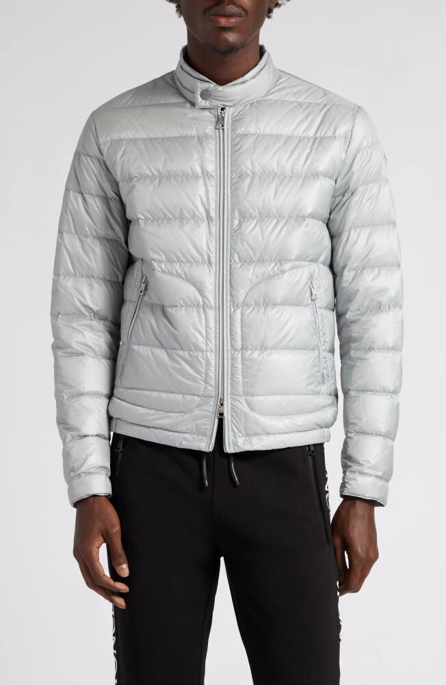 Moncler Acorus Quilted Down Puffer Jacket in Gray Cover