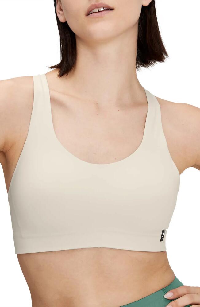 On Active Sports Bra in Undyed White Cover