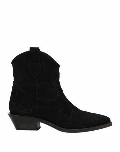 Lemaré Woman Ankle boots Black Leather Cover