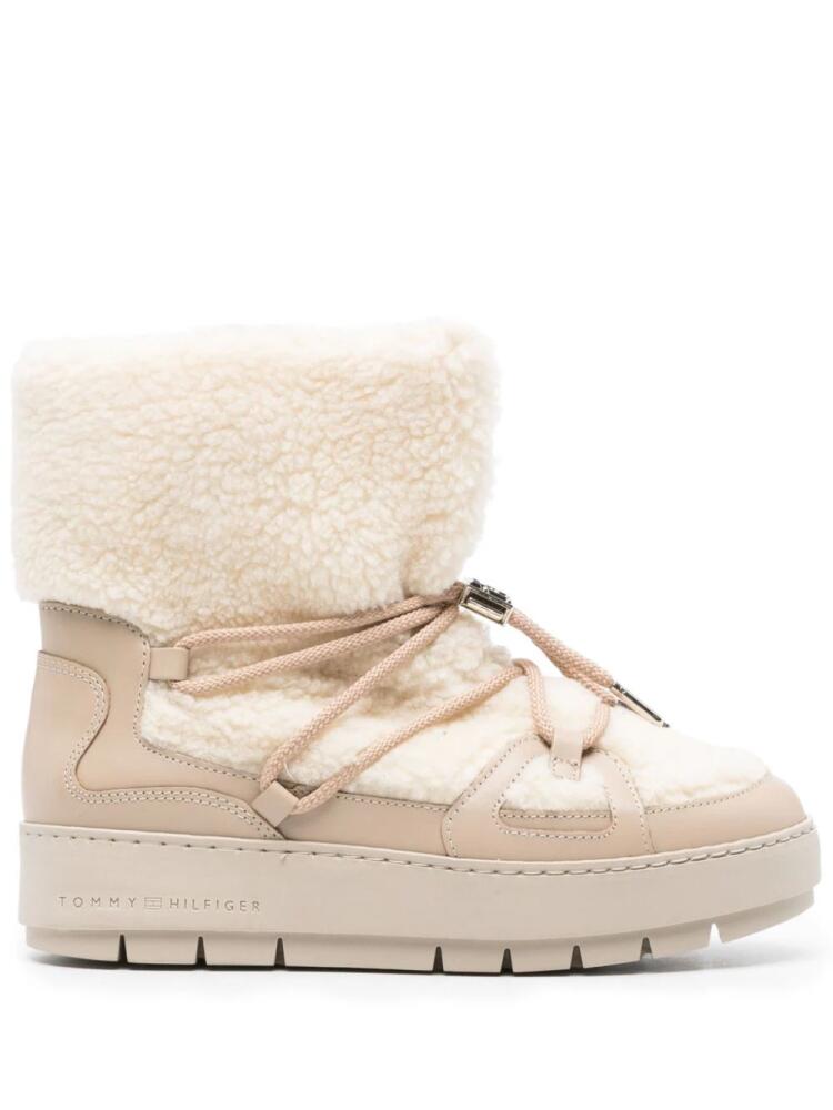 Tommy Hilfiger shearling-trim leather snow boots - Neutrals Cover