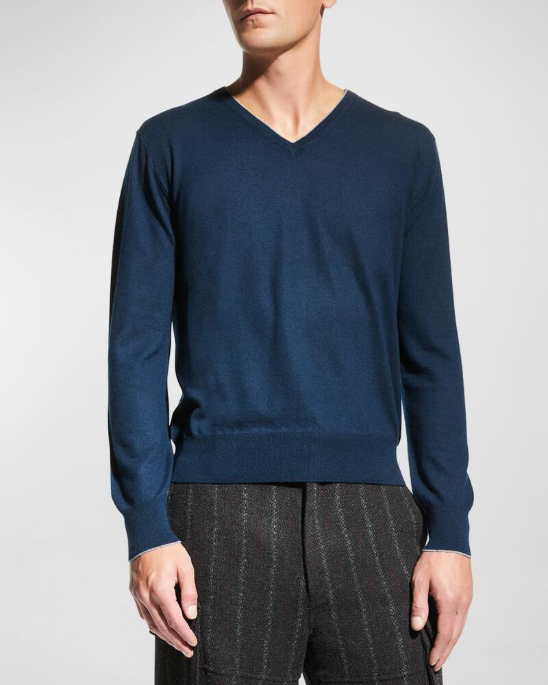 Neiman Marcus Men's Extra Lightweight Wool-Cashmere V-Neck Sweater Cover