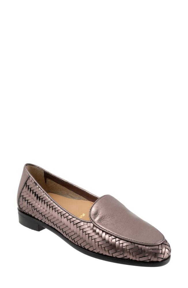 Trotters Lyric Loafer in Rose Pewter Cover