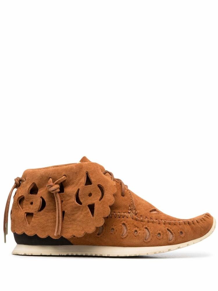 visvim cut-out moccasin ankle boots - Brown Cover