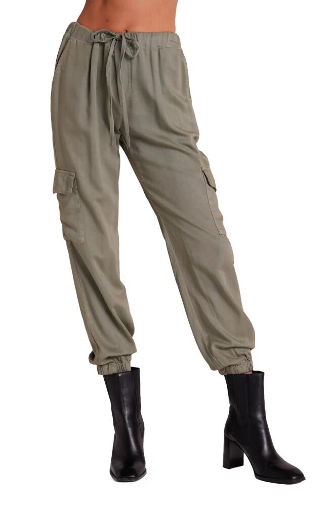 Bella Dahl Luella Cotton Cargo Joggers in Army Frost Cover