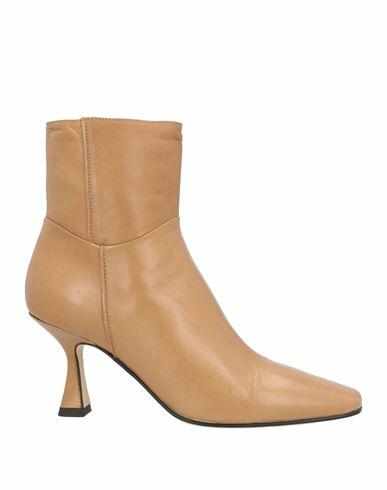 Pomme D'or Woman Ankle boots Camel Soft Leather Cover