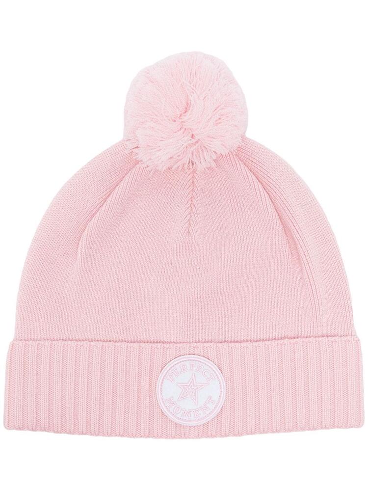 Perfect Moment logo-patch merino beanie - Pink Cover