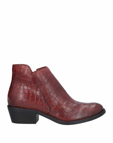 Oroscuro Woman Ankle boots Brick red Calfskin Cover