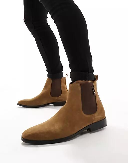 Walk London City Chelsea Boots In Tan Suede-Brown Cover