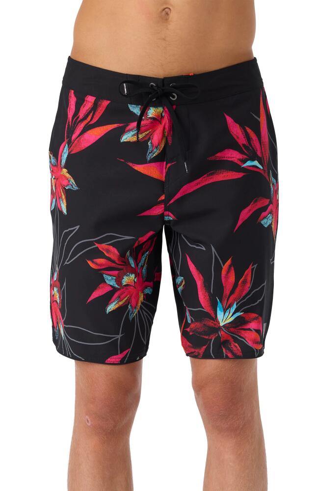 O'Neill Hyperfreak Mysto Scallop Swim Trunks in Black/Red Flowers Cover