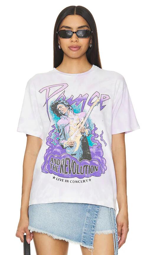 DAYDREAMER Prince Live in Concert Weekend Tee in Lavender Cover