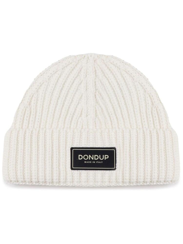 DONDUP logo-patch ribbed beanie - White Cover