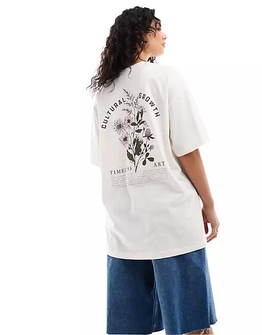 ONLY 'Timeless Art' back graphic boyfriend fit t-shirt in white Cover